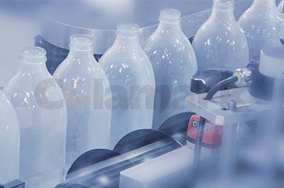 垂直輥子鏈式大圓瓶智能貼標(biāo)機