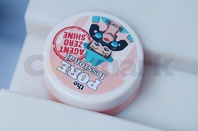 半自動(dòng)高精度平面貼標(biāo)機(jī),智能貼標(biāo)機(jī)