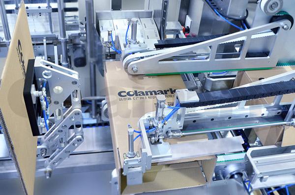 水平式智能開裝封箱一體機(jī)