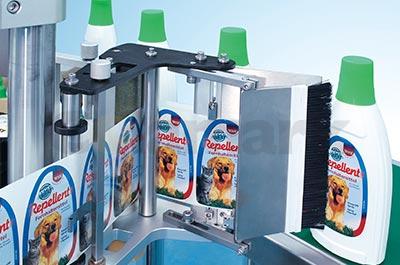 6個貼標頭的落地式貼標機應(yīng)用