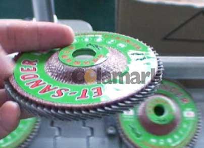 磨砂輪貼標(biāo)機(jī),平面貼標(biāo)機(jī)應(yīng)用